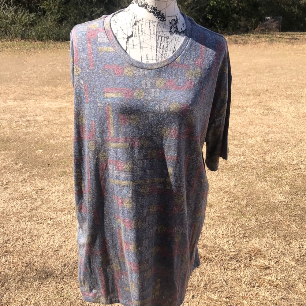 NWT Lularoe Patrick T 2XL Lularoe